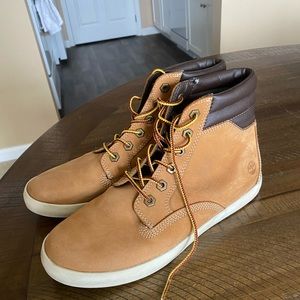 Timberland WOMEN'S SKYLA BAY 6-INCH BOOTS